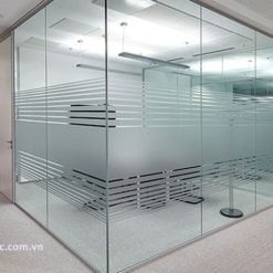 TỦ BẾP NHÔM - CỬA NHÔM KÍNH - KÍNH CƯỜNG LỰC 49 thi công vách ngăn phòng nhôm kính giá rẻ