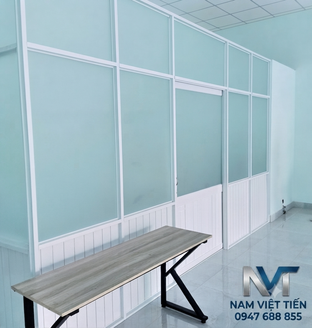 Vách ngăn nhôm kính kết hợp cửa lùa