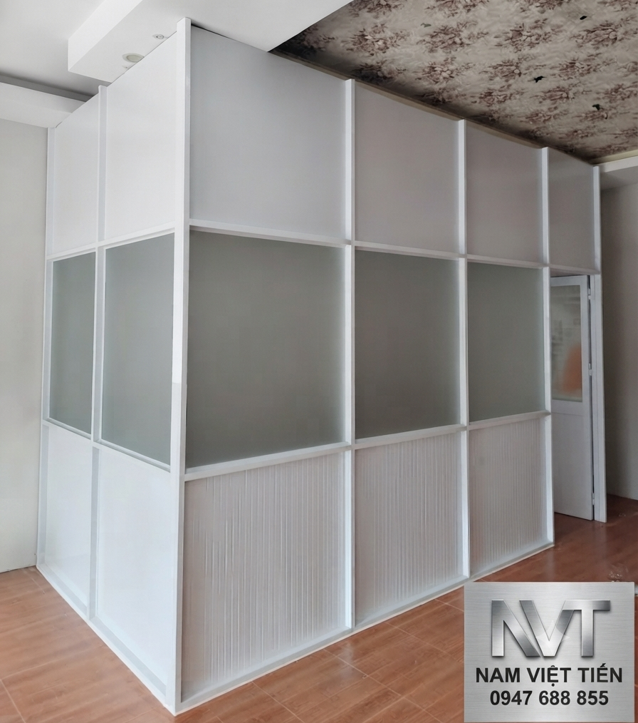 Mẫu vách ngăn nhôm kính phòng ngủ