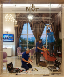Sửa Cửa Kính Cường Lực