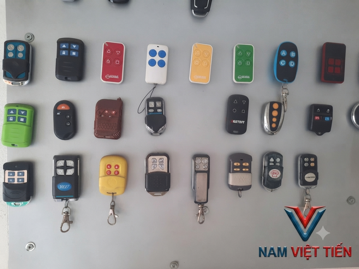 thay remote cửa cuốn thay remote cửa cuốn