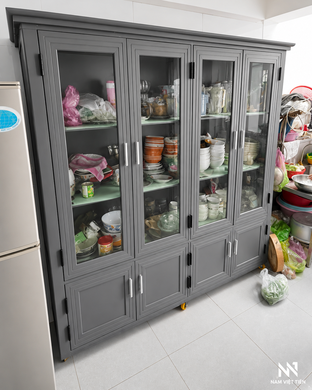 Tủ Chén Nhôm Kính Xingfa 3 tu chen nhom xingfa cao cap e1784371938567